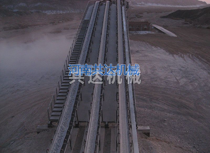 公司承建的礦石破碎、篩分、輸送生產(chǎn)線(xiàn)